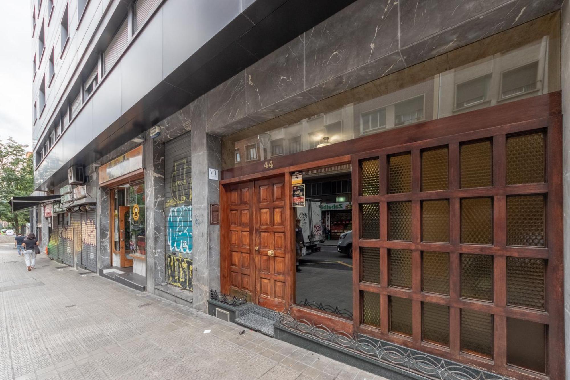 Amplio Y Acogedor Junto A Plaza Zabalburu Bilbau Exterior foto